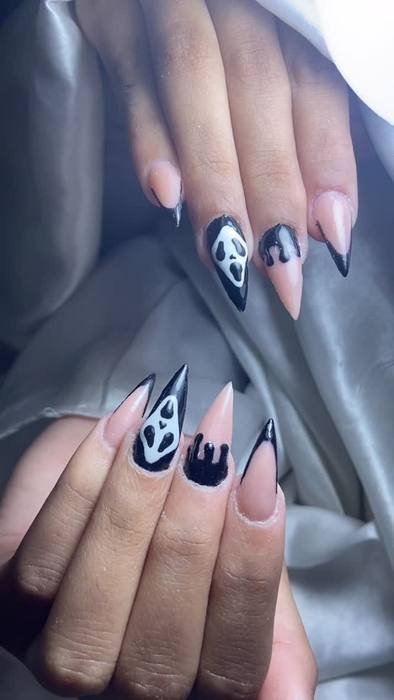 Trabalho de unhas - Gabriela
