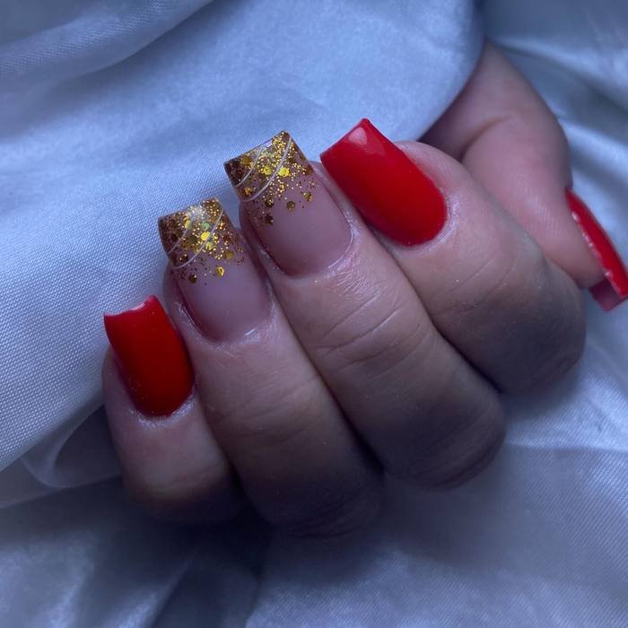 Trabalho de unhas - Gabriela