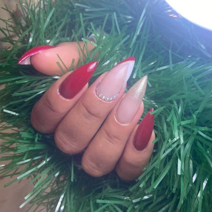 Trabalho de unhas - Gabriela